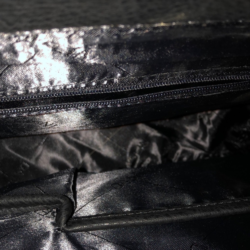Handbag - Picture 2 of 8